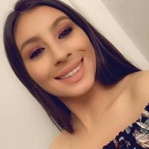 Meet your Posher, Briana